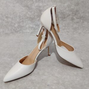 Zapatos blancos, talla 38