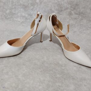 Zapatos blancos, talla 39